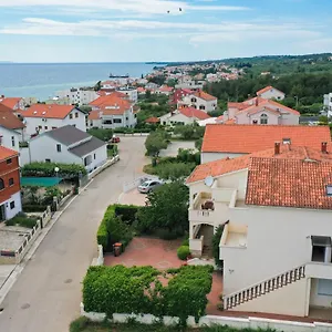Veronika , Zadar Croacia